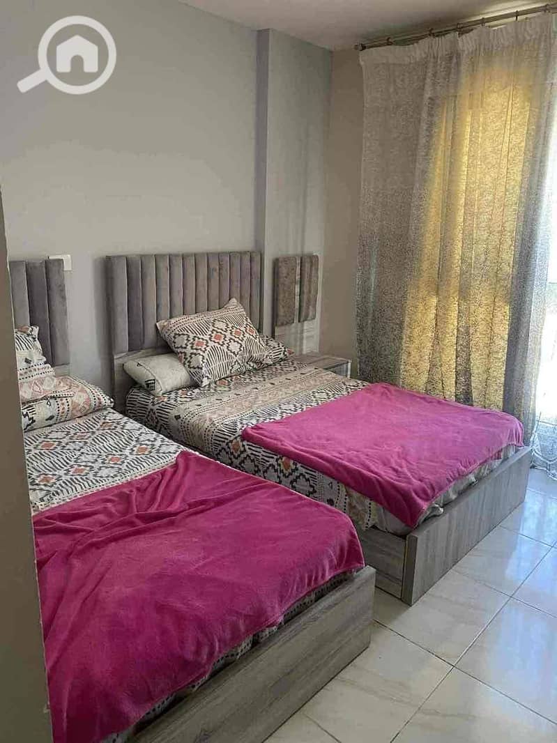 4 fc2014d9-ce27-4031-a80f-4d92f6dfd282. jpg