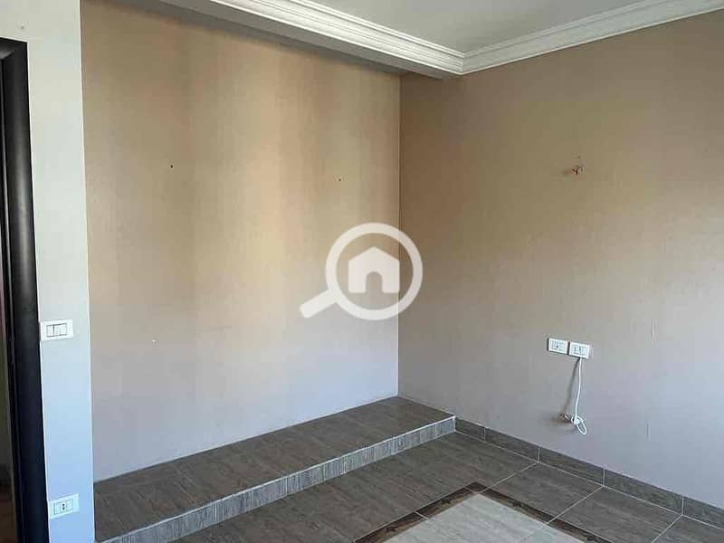 2 3bea0436-eb18-4ef2-9b6d-c508d60d83f6. jpg