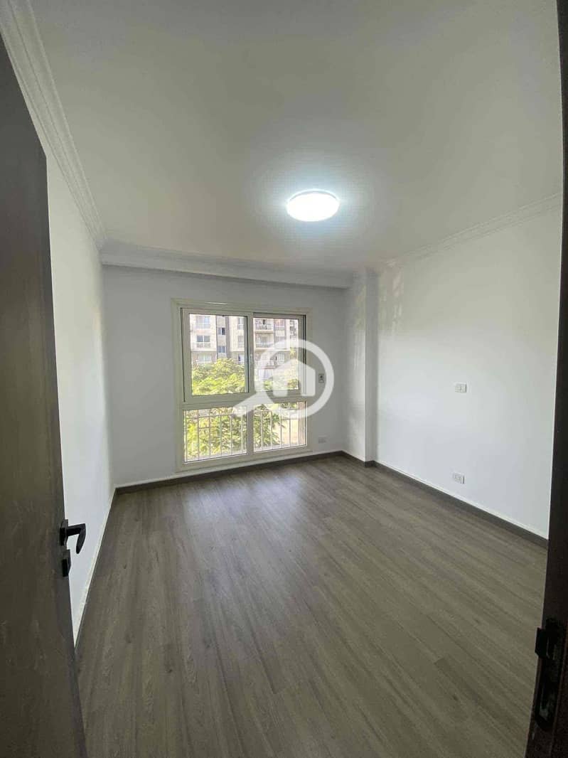 9 3bc75c68-2cd2-4dfb-b166-0475e67f34a3. jpg