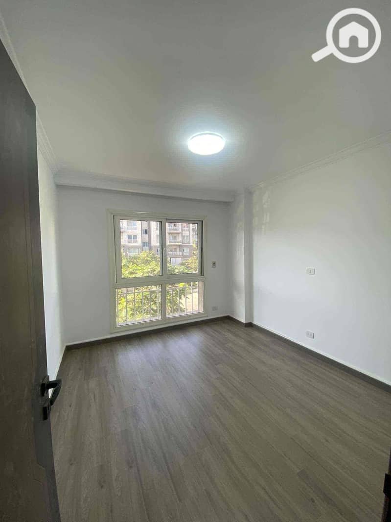 10 df70600d-320f-4f70-a15a-89136a1400fb. jpg