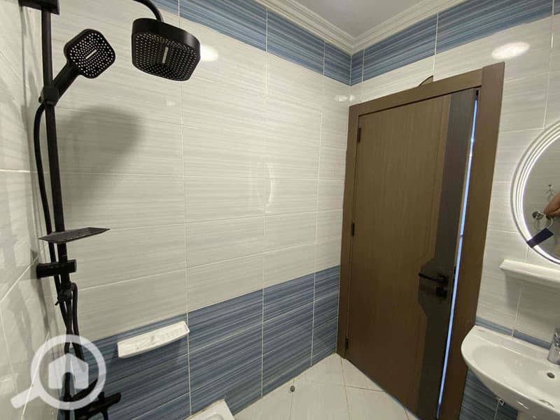 12 75a9cd7f-d37a-408a-a474-f5c438459e3a. jpg