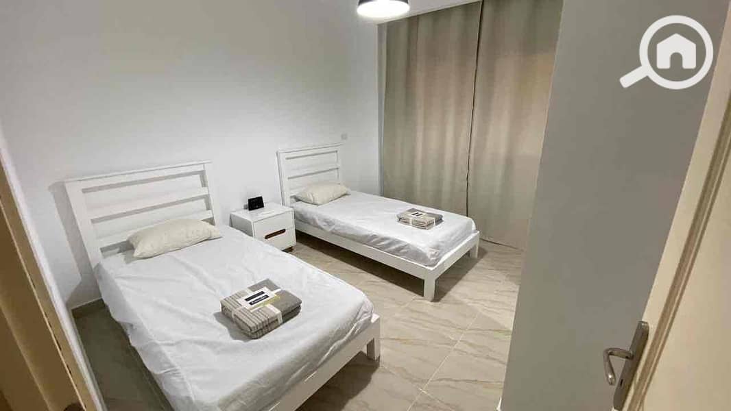 3 20ab6f70-4466-4510-99b8-e0617a491b19. jpg