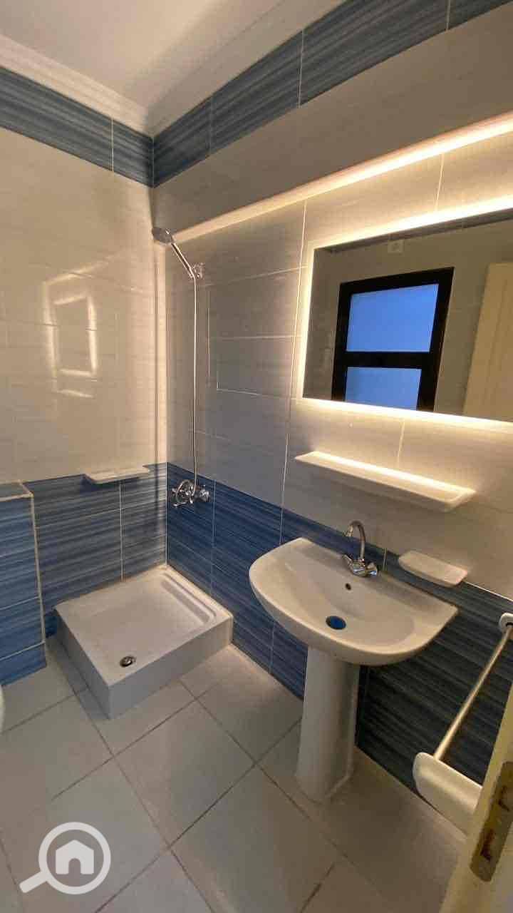 10 6d87d0c8-688c-4744-b682-474d27ac5e97. jpg