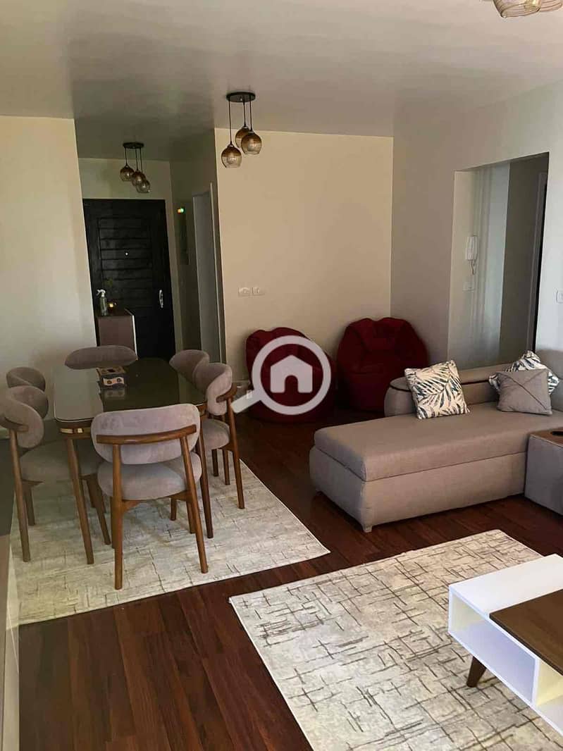 4 bc1f88b3-3430-4c97-a1d3-16da079bcbcc. jpg