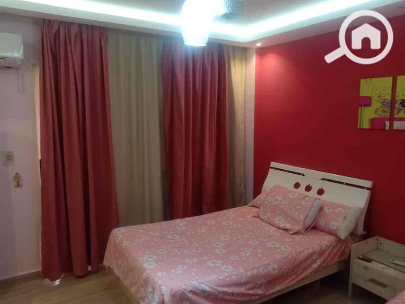 4 1a7b00fe-5f7b-4b9b-9ff2-cd5f99a7ee1e. jpg