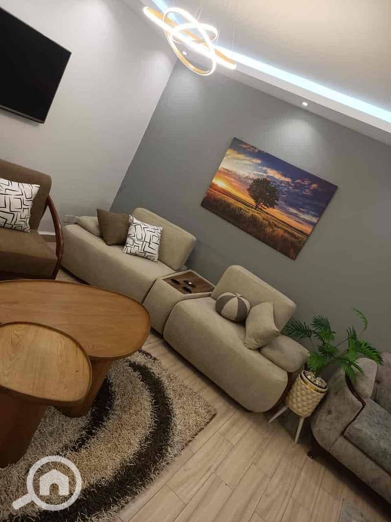 6 ad0a0de2-5a48-44cb-938a-eb45f53e0ba5. jpg