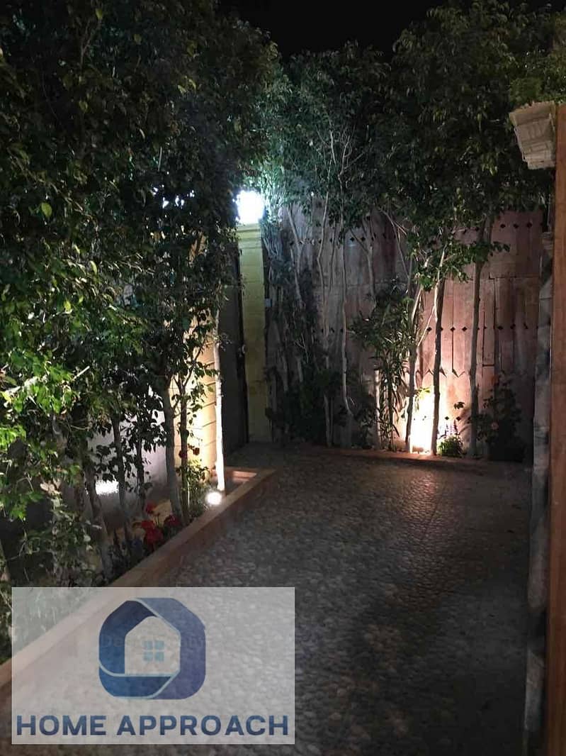 11 ba2fa6c0-b372-402f-a143-78432f5ab92d. jpg