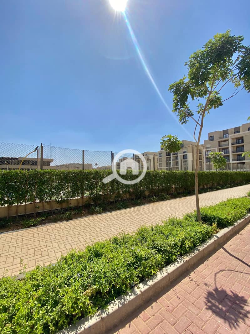 5 f52a3942-b35e-4655-891d-478aa91ce240. jpg