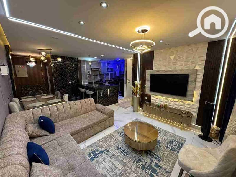 1000575844. jpg 1000575844. jpg