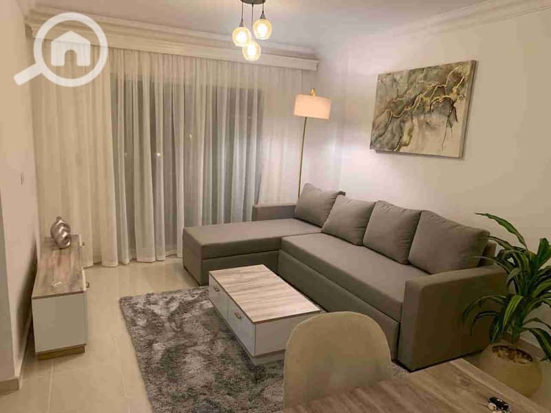 1000575824. jpg 1000575824. jpg