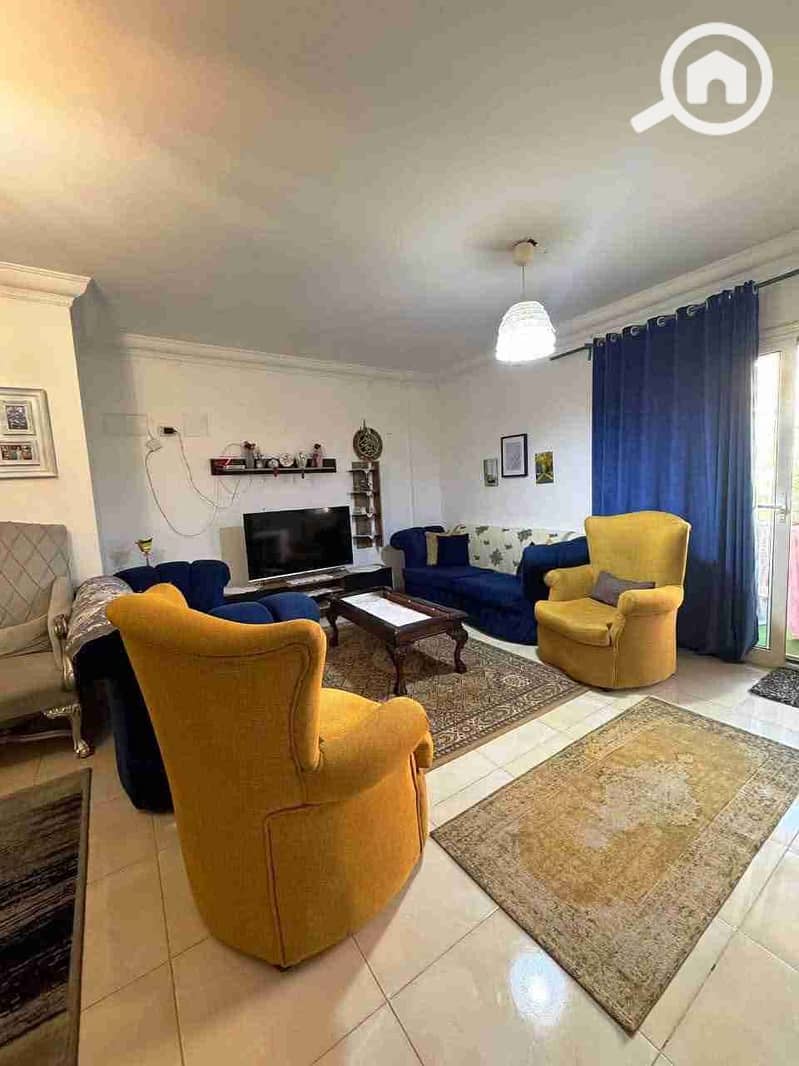 1000575859. jpg 1000575859. jpg