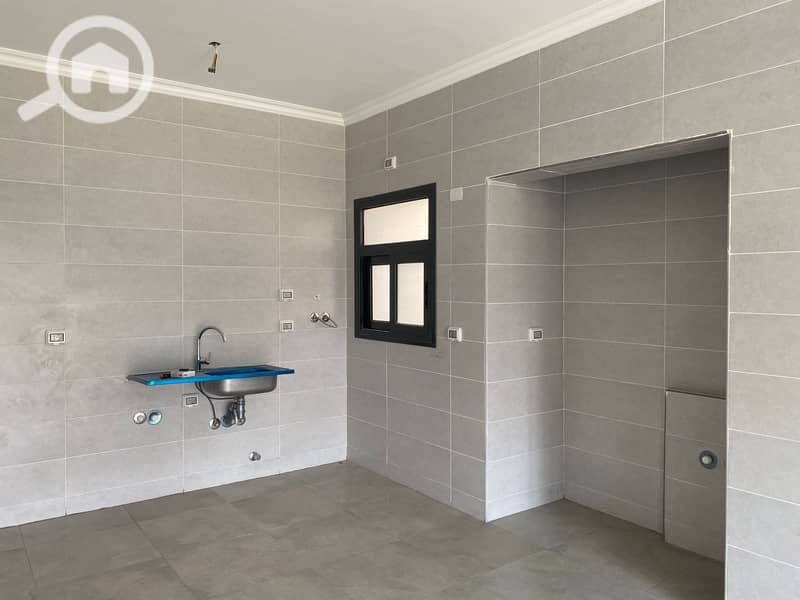 10 da77c629-c4cf-4cc0-9671-d722fc9af9c2. jpg