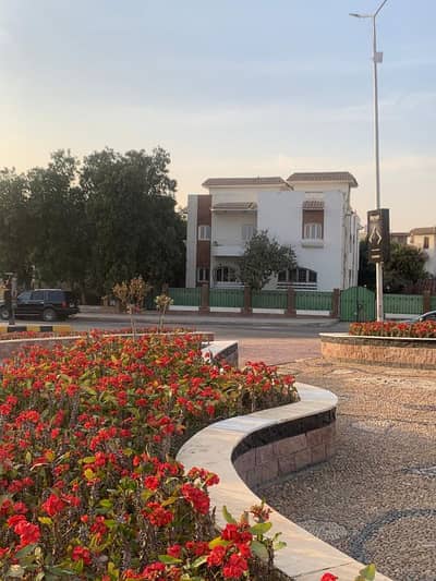 فیلا 4 غرف نوم للبيع في مدينة الشروق، القاهرة - Superb independent stand alone Villa