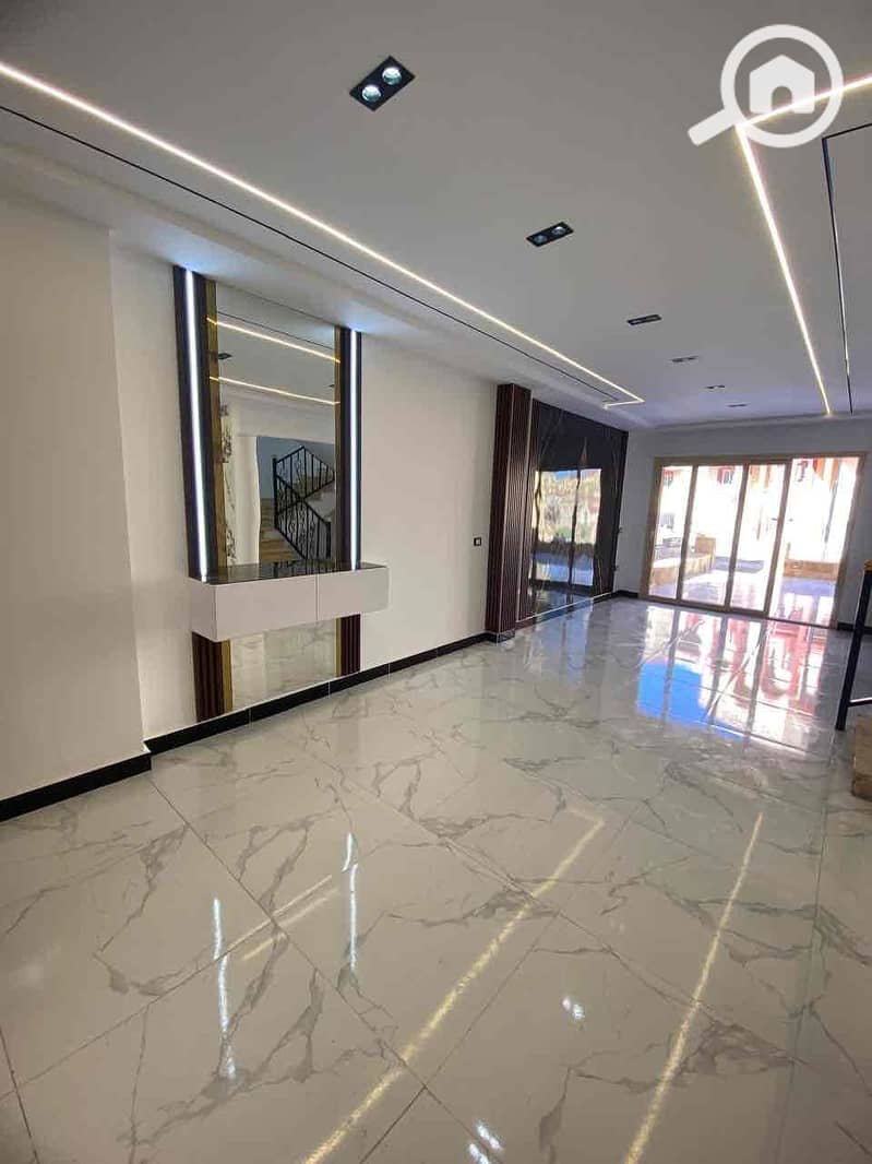 3 930bed77-2d19-4ad7-b00f-f8a7e23434df. jpg