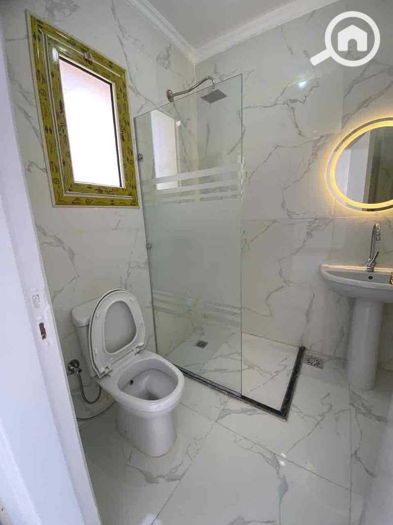 13 01c7097b-3a6f-4259-9017-785afcc0da1c. jpg