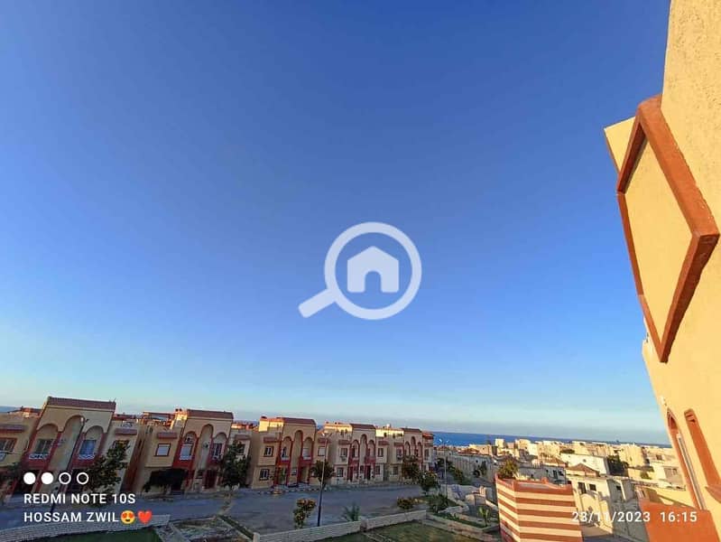 12 f60672c2-5362-4a7f-936f-46fc0d0c136e. jpg