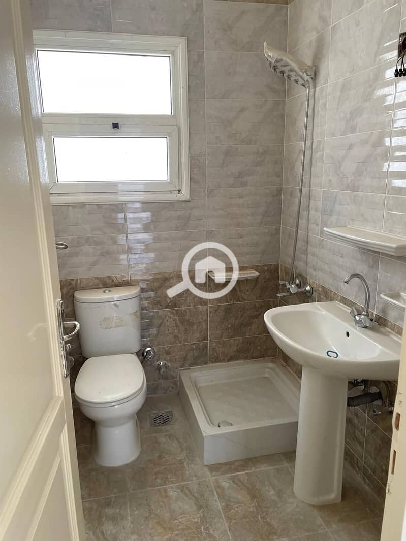 6 21bb841c-d449-4b8f-9541-cb57cdd0b8cc. jpg