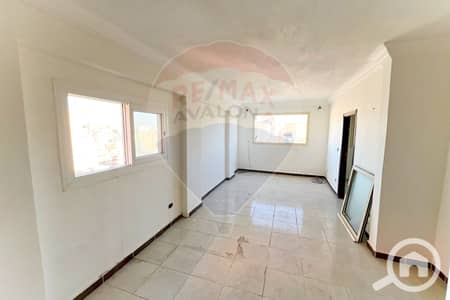 3 Bedroom Apartment for Sale in Saba Pasha, Alexandria - 1. jpg