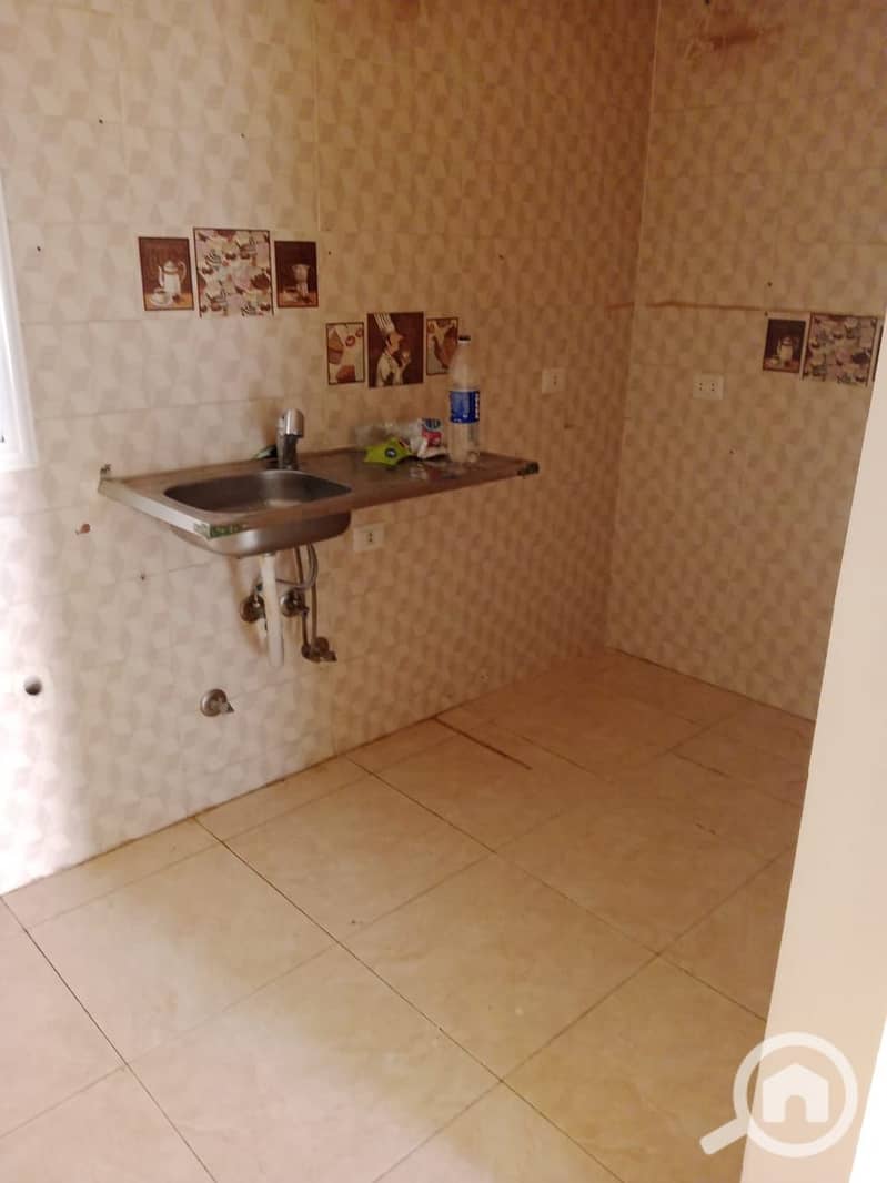 5 81ee3d07-f3cc-4fe5-91b8-374fb27513d3. jpg