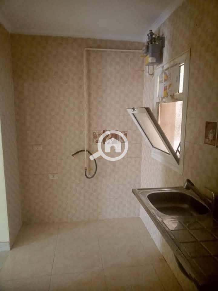 6 0695287d-4997-43b5-95ee-e884df60c5f3. jpg