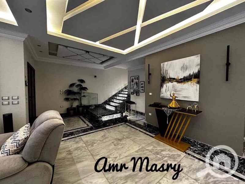 4 656f9c76-b957-4946-be27-f56d77b7a538. jpg