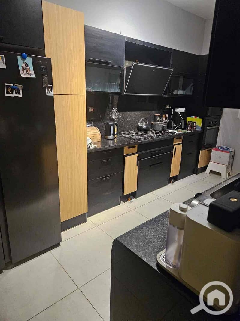 9 c3679011-1504-472a-8e56-bdff7074eb54. jpg