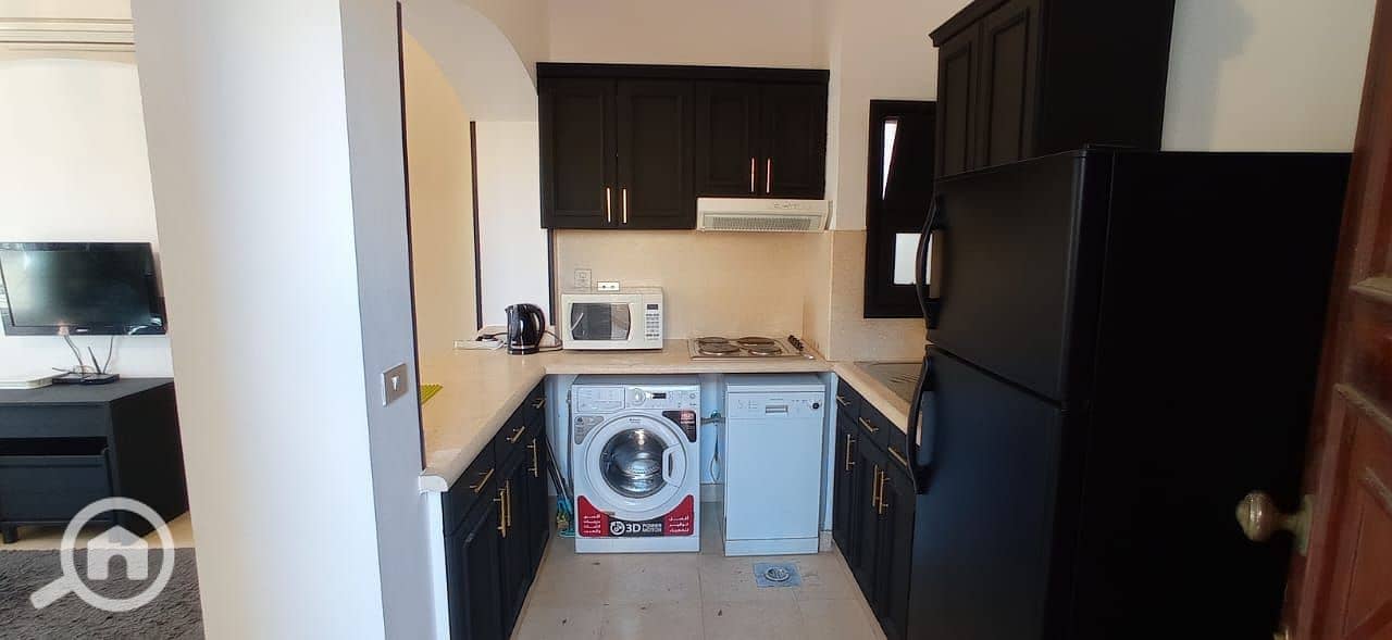 4 WhatsApp Image 2025-10-28 at 15.10. 56_2255e5ae. jpg