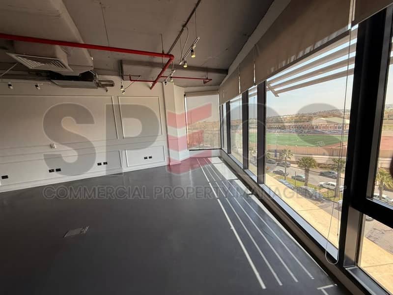 4 photo_5945258426395379707_y. jpg