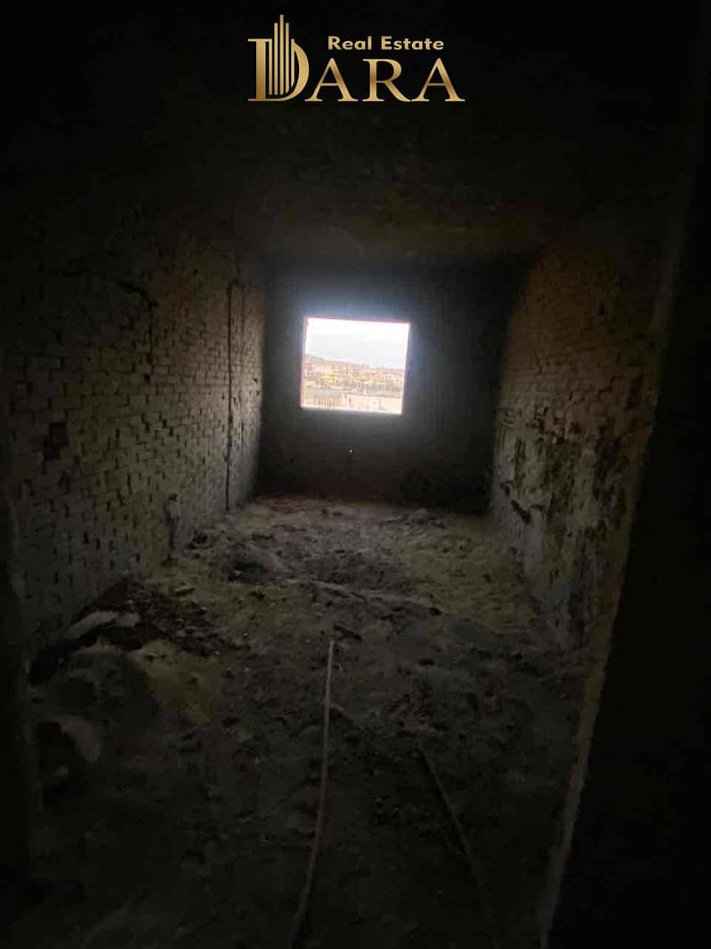 6 f690124e-b7c9-4da4-8f5c-e387484f4eb0. jpg