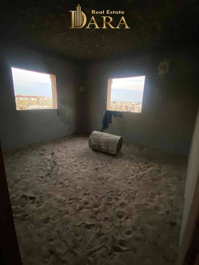 9 8ea9b87d-dac0-40d3-9c10-a272bb32af6d. jpg