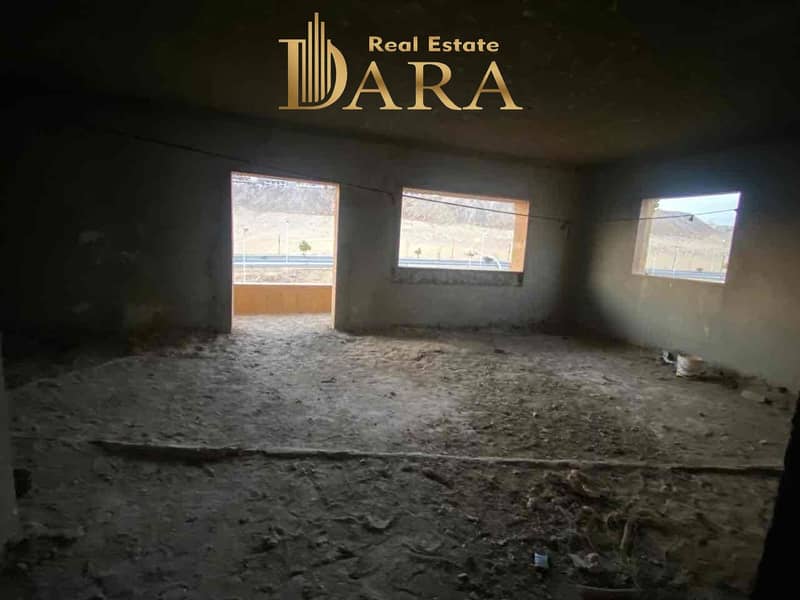 13 57a4b9d3-02e1-42a3-88f4-ab423ca8411e. jpg