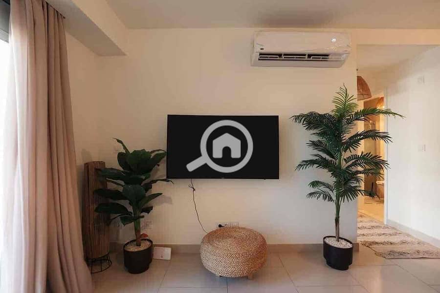 16 6ef2695e-1c58-46c5-a4ab-6d0db56fa32e. jpg