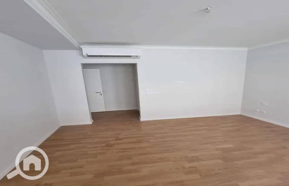 5 5247137-89320o_1400x900_1400x900. jpg