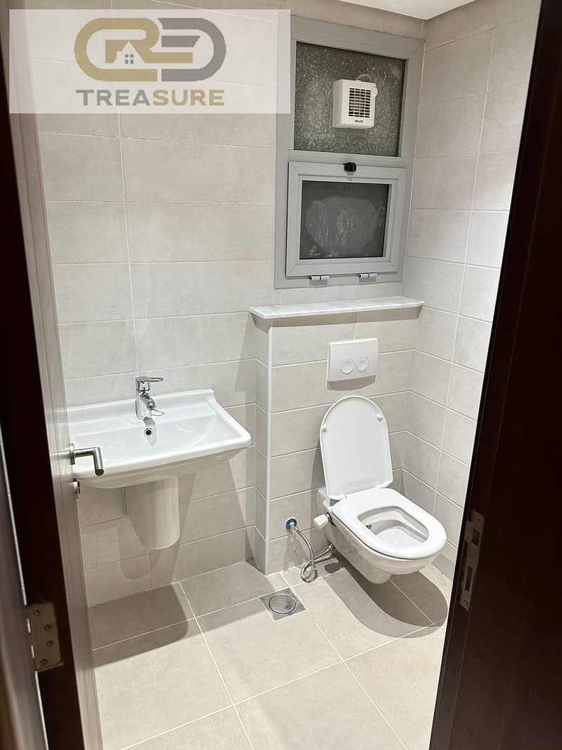 10 WhatsApp Image 2025-12-06 at 11.31. 45 AM (4). jpeg