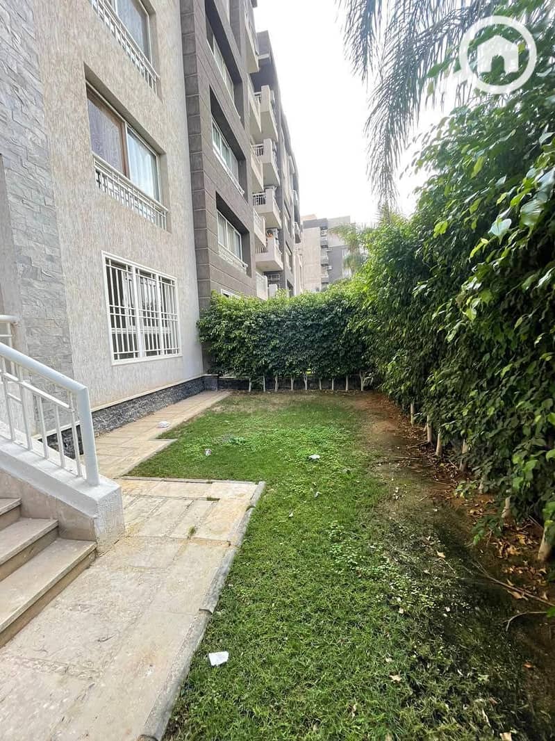 3 6aa3d668-b960-43b4-8d4c-379f09c0e943. jpg