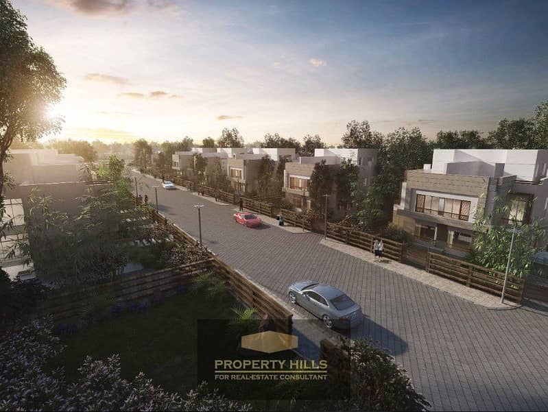 6 life-in-Atrio-compound. jpg