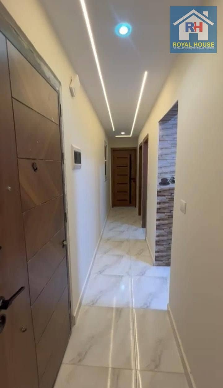 3 cda45fdb-656d-4189-96d1-1cc44c0bb763. jpeg