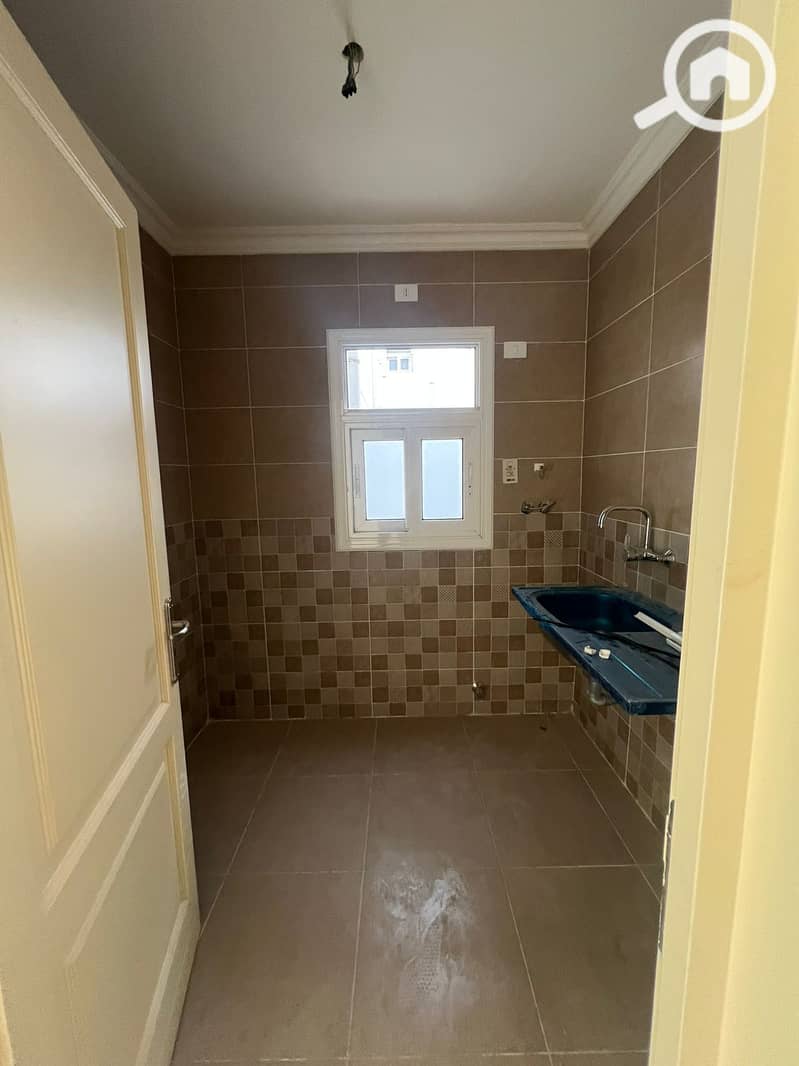 4 WhatsApp Image 2025-12-03 at 1.46. 46 PM (1). jpeg