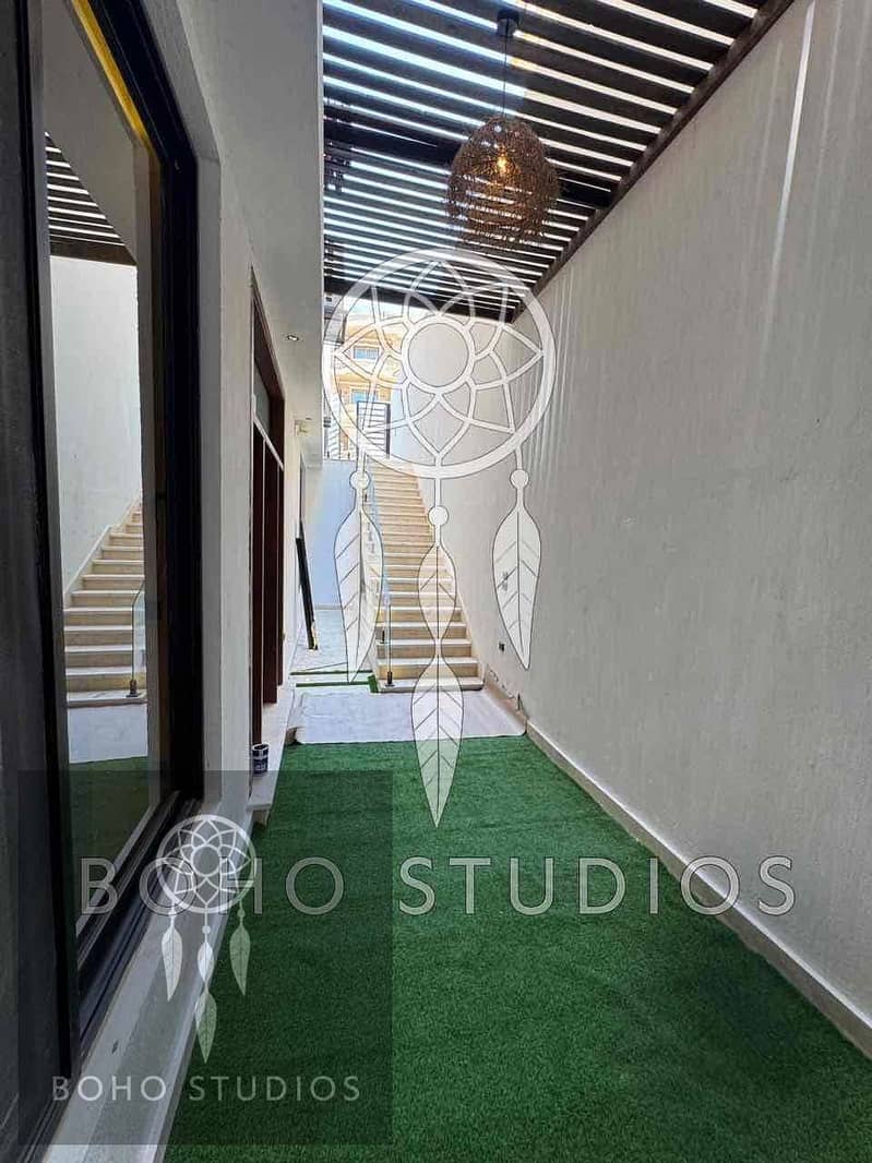 4 e731a0be-1a8a-45e9-b45e-aad35a2891ef. jpg