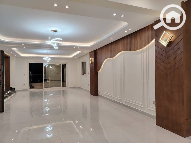 5 WhatsApp Image 2025-12-03 at 16.11. 54_46e6cb4a. jpg