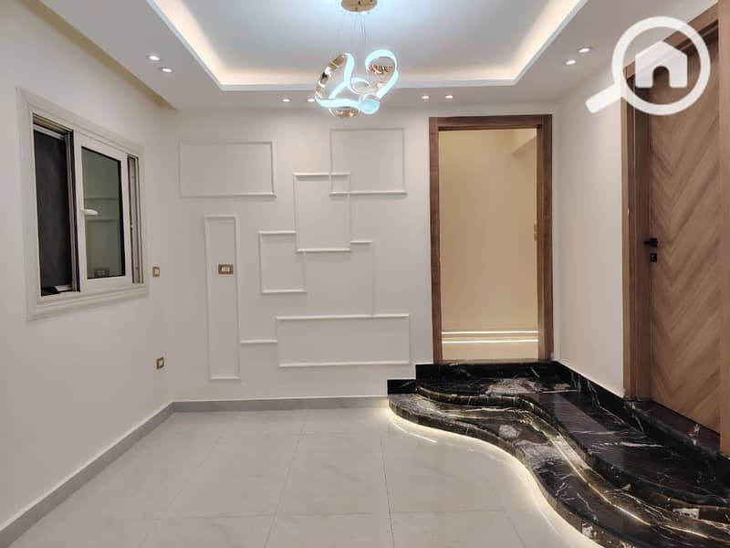 18 WhatsApp Image 2025-12-03 at 16.11. 49_28b04e1d. jpg