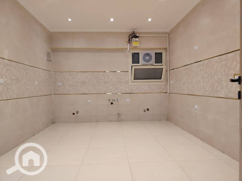 20 WhatsApp Image 2025-12-03 at 16.11. 49_a81a8ac7. jpg