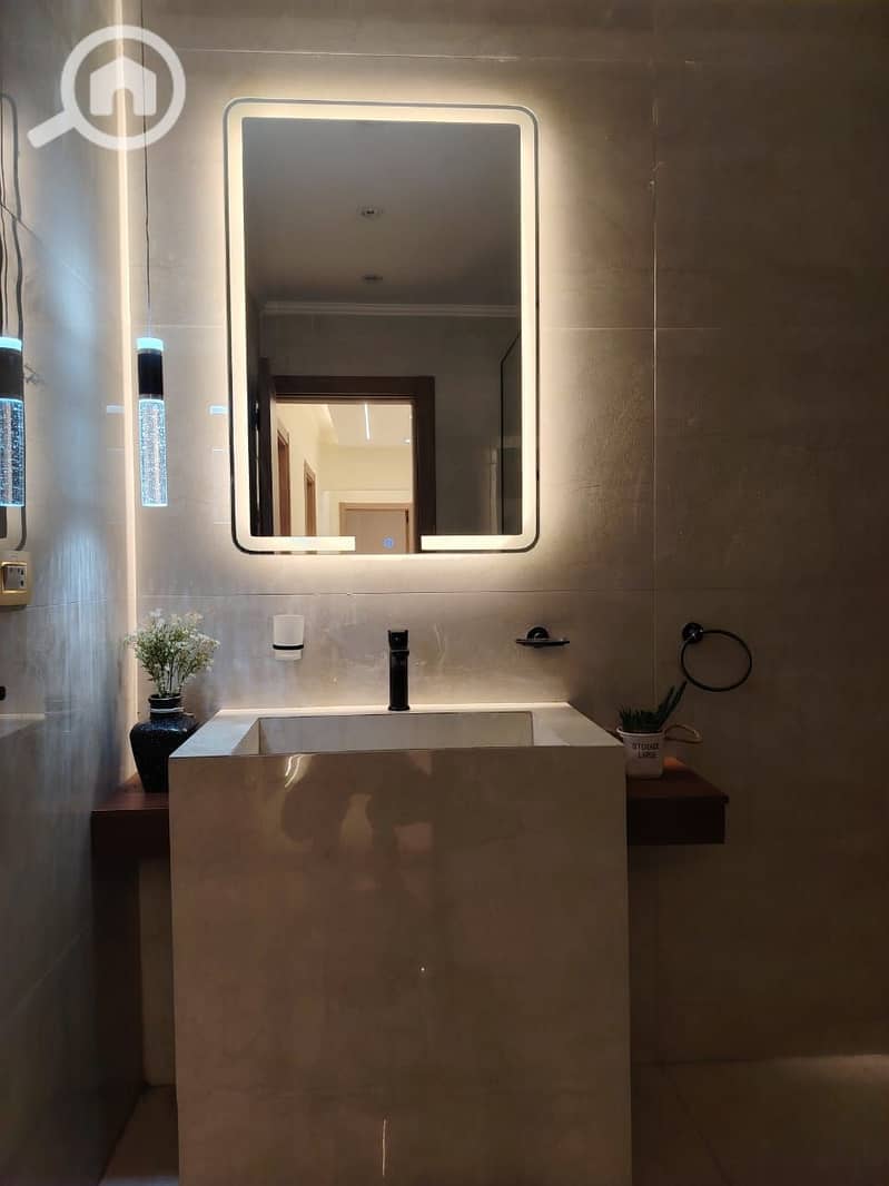 25 WhatsApp Image 2025-12-03 at 16.11. 51_fc987ac7. jpg