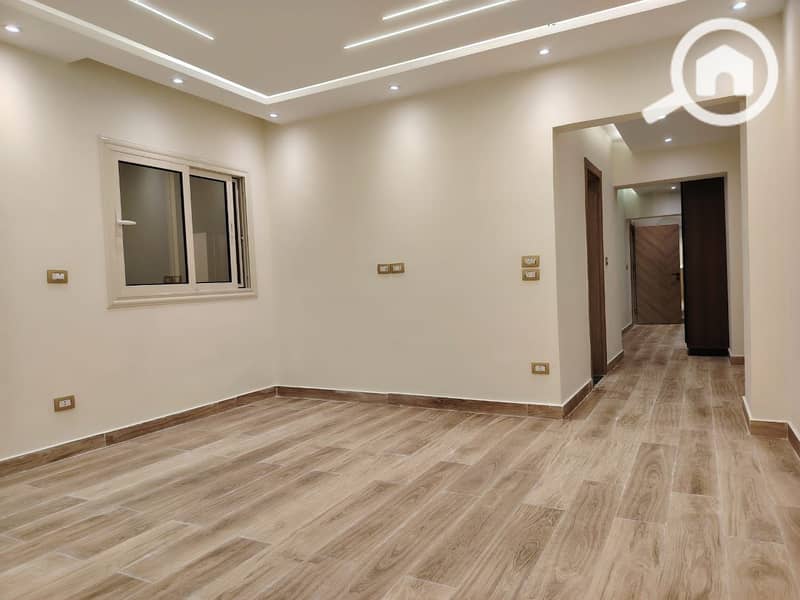 27 WhatsApp Image 2025-12-03 at 16.11. 52_c743e194. jpg