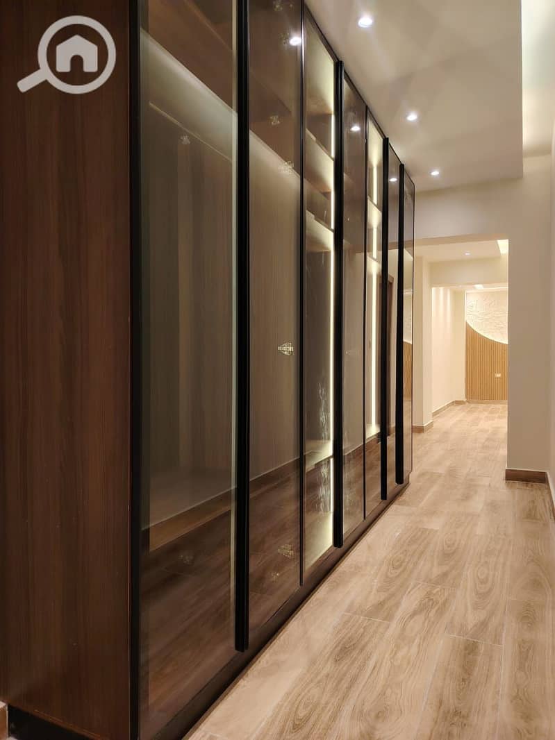 33 WhatsApp Image 2025-12-03 at 16.11. 55_d00b8e73. jpg