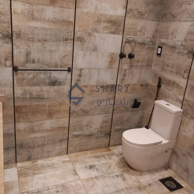 18 صورة واتساب بتاريخ 2025-12-06 في 11.30. 01_ae5f93cd. jpg