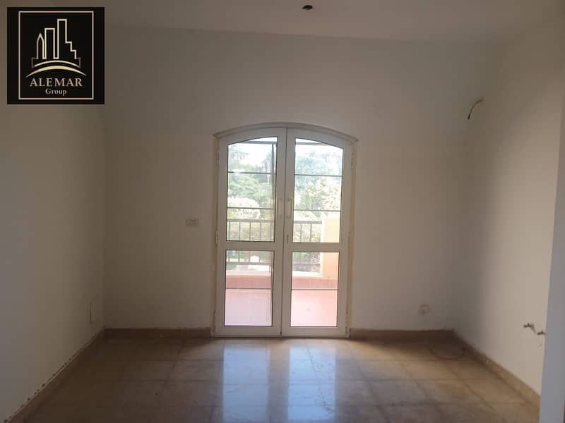 5 3b6adb2b-8d08-45de-8acb-6e89a123d99f. jpg