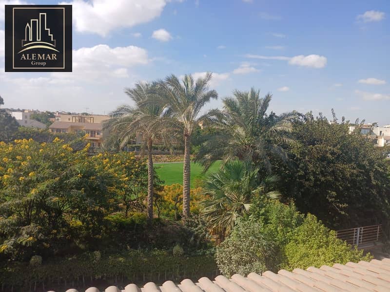 25 b6638c5d-fcc7-4692-8a8d-2f172e23914e. jpg