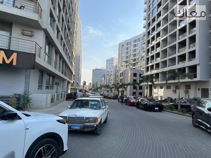 7 4f082a6a-ea19-4ddc-8727-091b1b0aba6b. jpeg