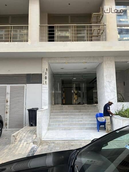 9 7d8c760c-0333-45a9-ba04-915d4b0cc9bd. jpeg